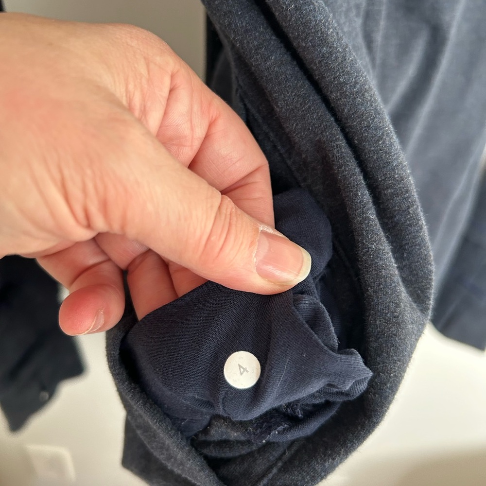 Lululemon Sasavana Dark blue wrap - Picture 5 of 5